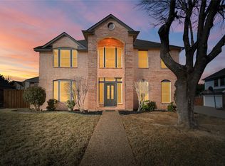 7617 Chestnut Dr, North Richland Hills, TX 76182