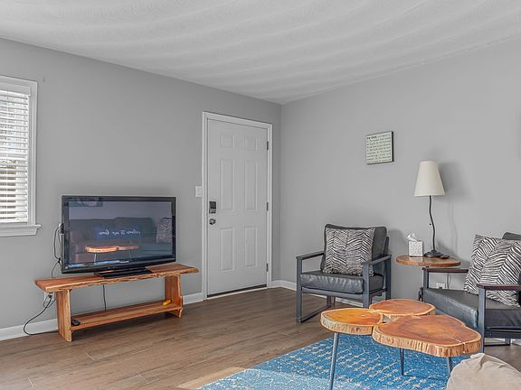 3rd image of 9628 19th Bay St APT 2