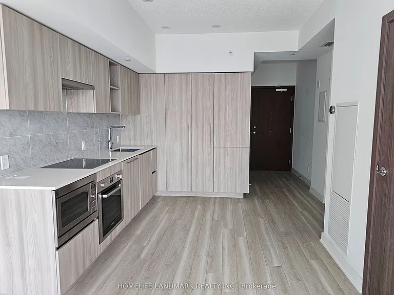 19 Bathurst St #2901 — Photo 5