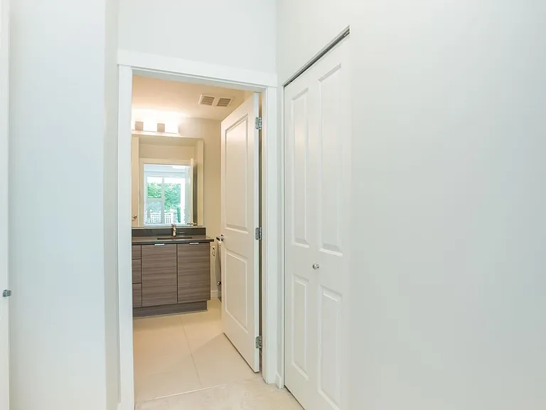 2665 Mountain Hwy #123 — Photo 8