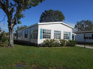 371 Dolphin Cir, Barefoot Bay, FL 32976