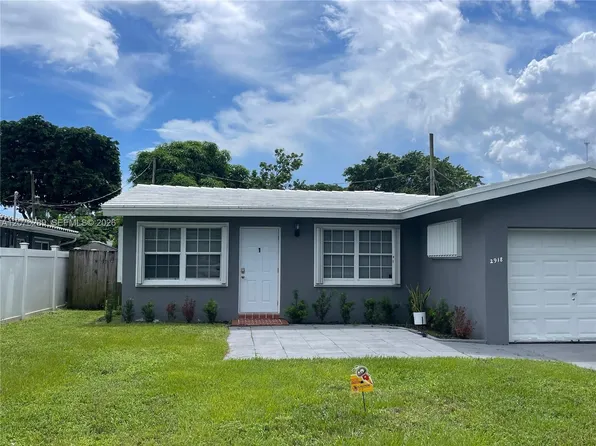2918 Madison St, Hollywood, FL 33020