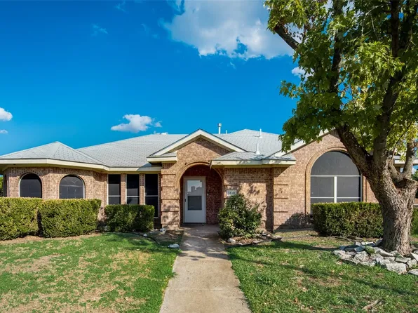 1510 Aberdeen Dr, Lancaster, TX 75134