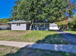 389 N Garber Dr, Tipp City, OH 45371