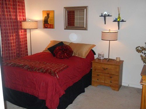 3rd image of 628 Park Commons Ct APT A