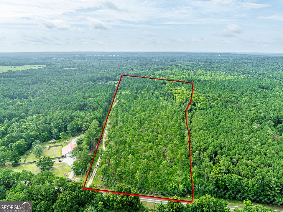 1st image of 1052 Fortville Milledgeville Rd