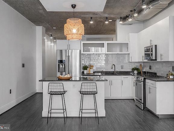 4th image of 929 Florida Ave NW APT 2001