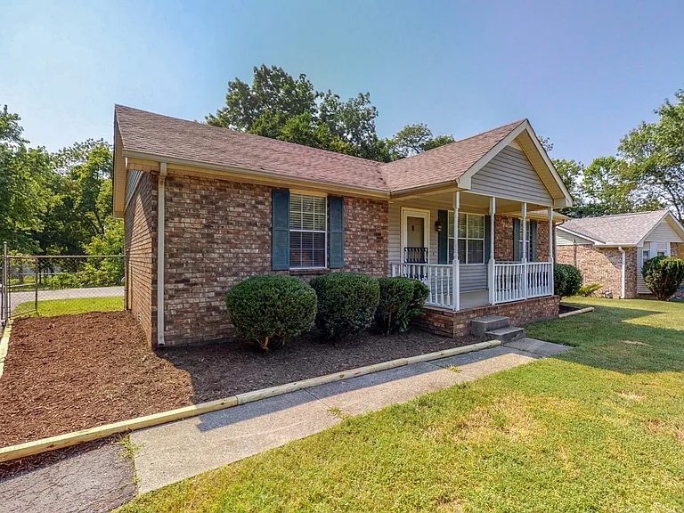 125 Kristen Ct — Photo 18
