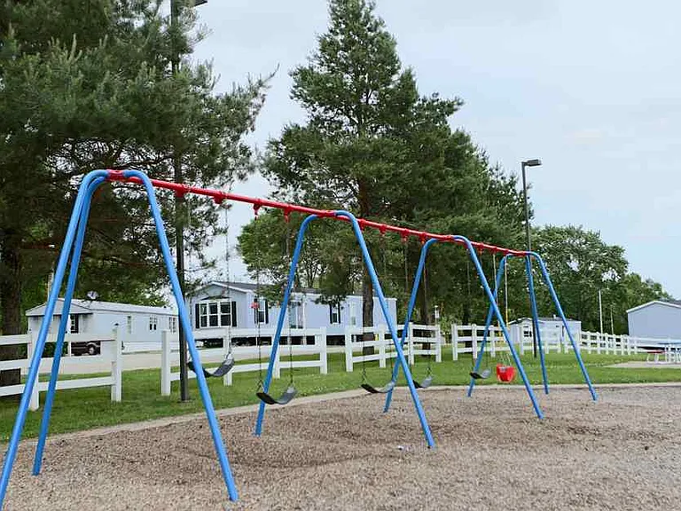 Marion Village — Photo 2