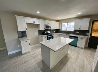 6417 W Rose Ln, Glendale, AZ 85301