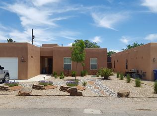 512 62nd St NW, Albuquerque, NM 87105