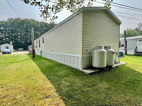 4th image of 29 Sabattus Creek Drive