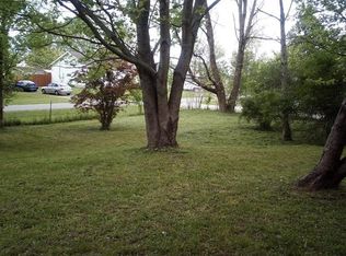 476 Hickory Hill Rd, La Grange, KY 40031