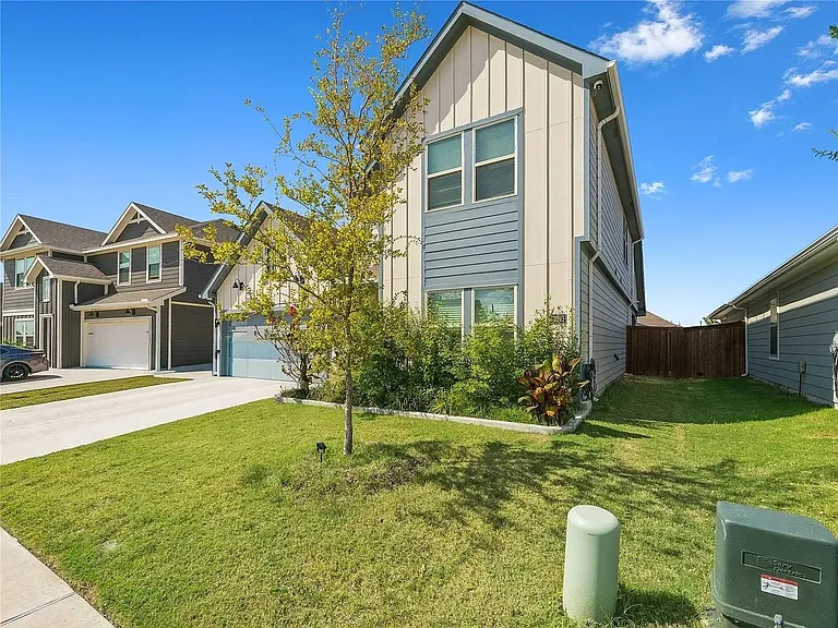 11321 Pecan Creek Dr — Photo 6