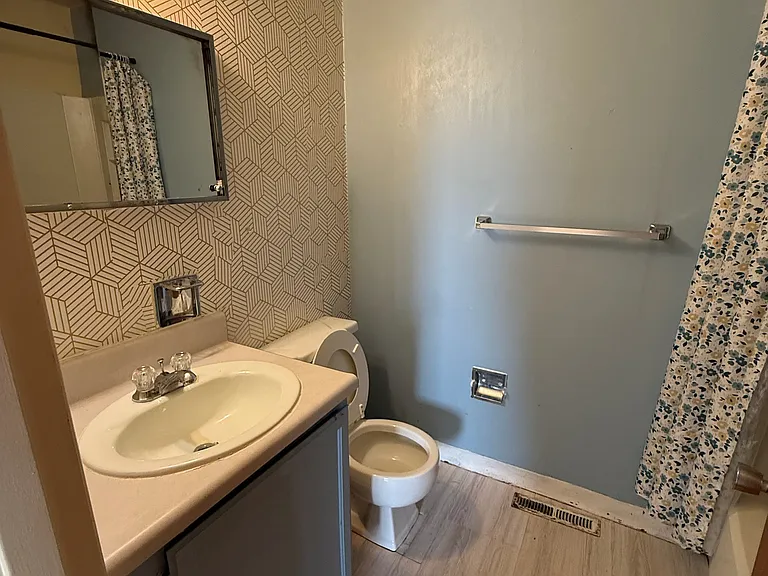 616 Talon St — Photo 11