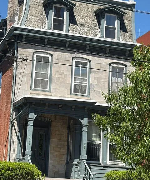 114 N 34th St #3 — Photo 1