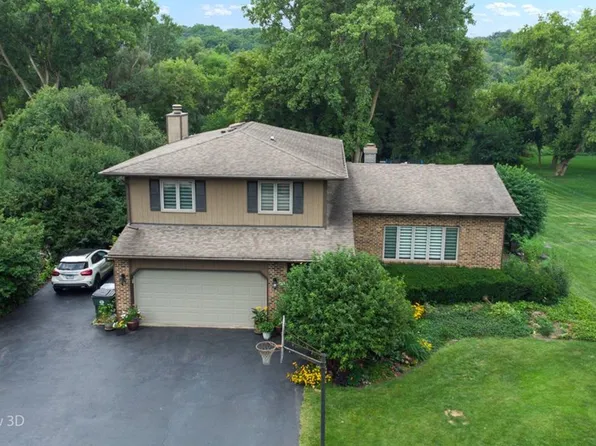 936 Glen Oak Dr, Dundee, IL 60118