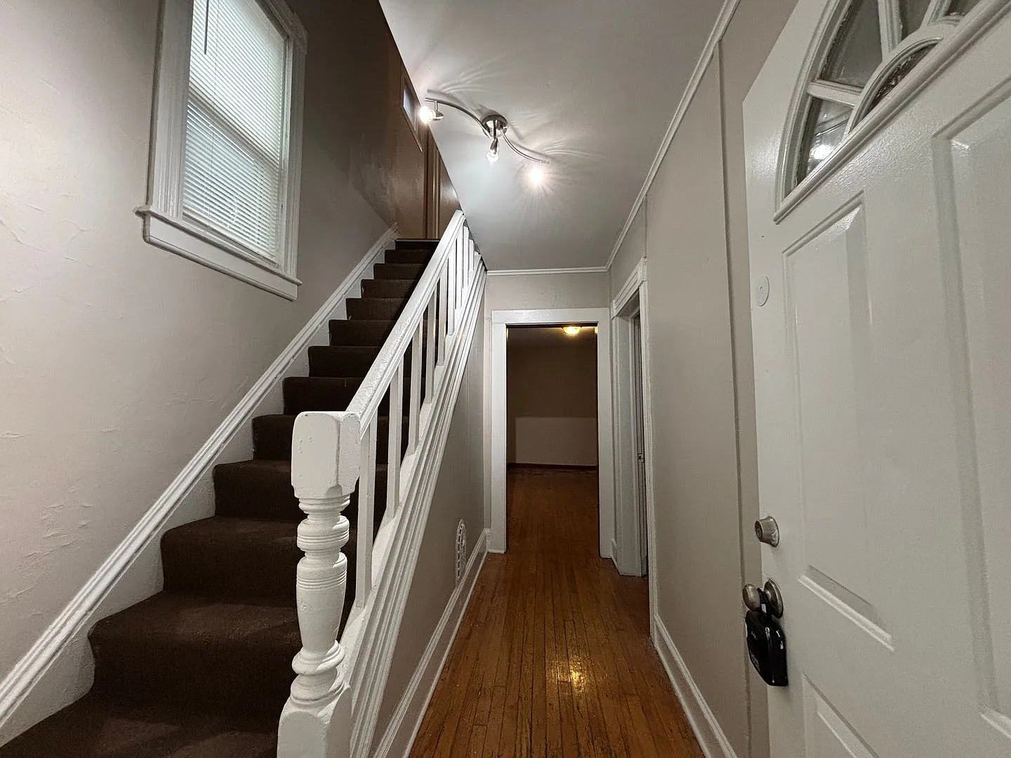 4 Bedroom 2 Bath Single Family House! — Photo 4