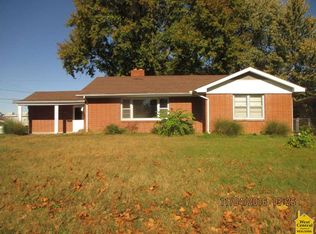 2306 Dennis Rd, Sedalia, MO 65301