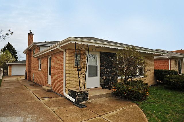 1st image of 645 Saginaw Ave