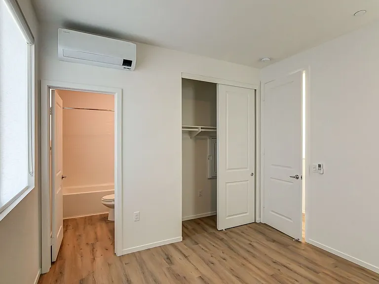 2040 N Highland Ave — Photo 8