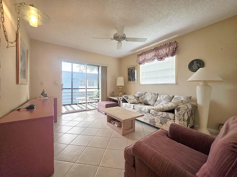 719 Flanders Dr #O — Photo 8