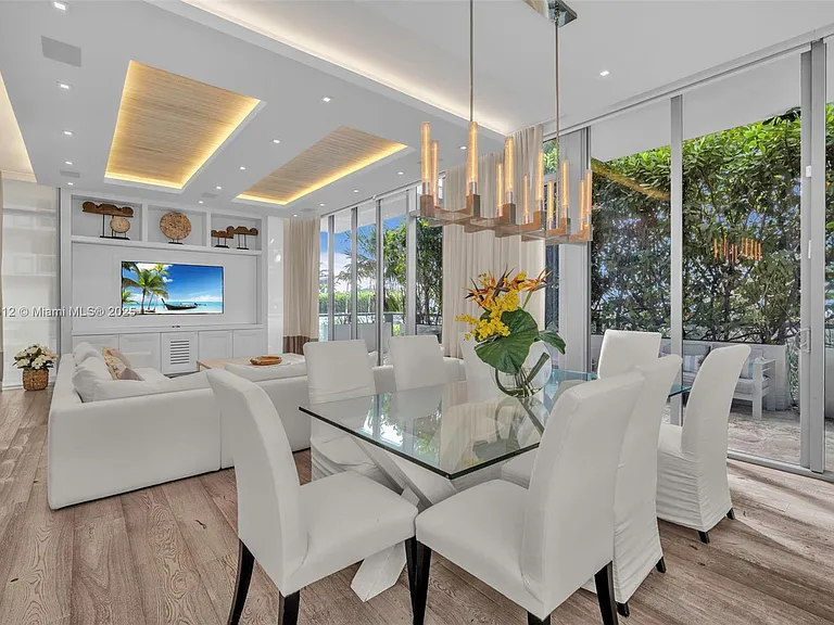 9501 Collins Ave #1 — Photo 19