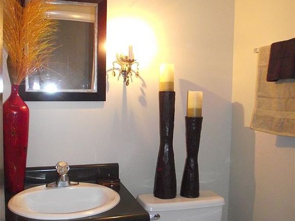 4th image of 6009 Cordava Ct