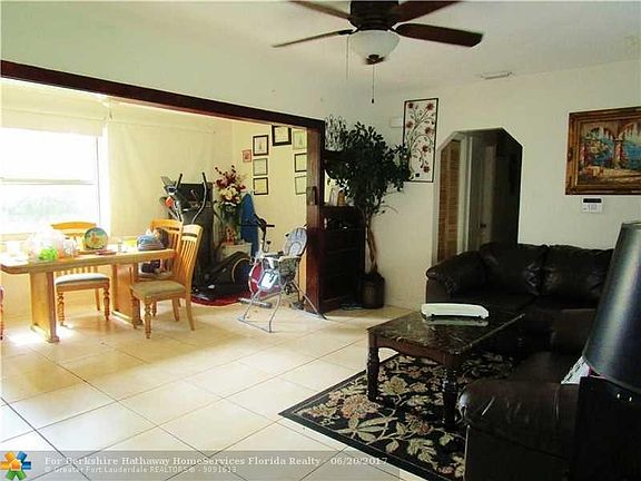 5th image of 100 Carolina Ave