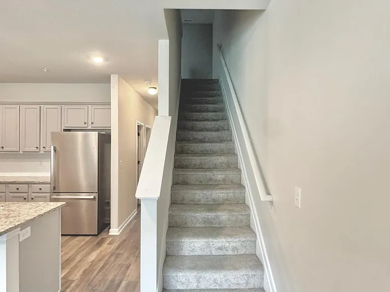 2890 Bayrose Cir — Photo 5