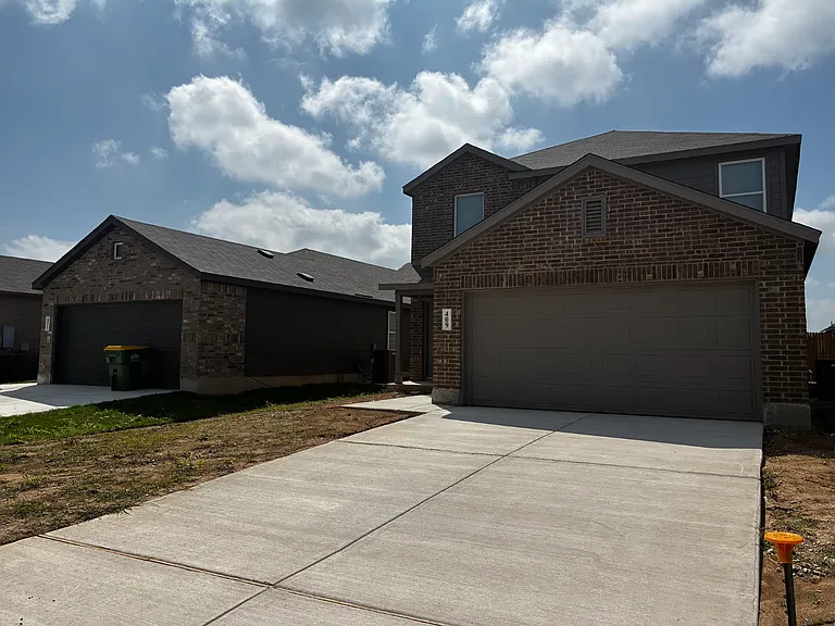 409 Moscato Rd — Photo 1