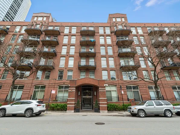 550 N Kingsbury St APT 515, Chicago, IL 60654