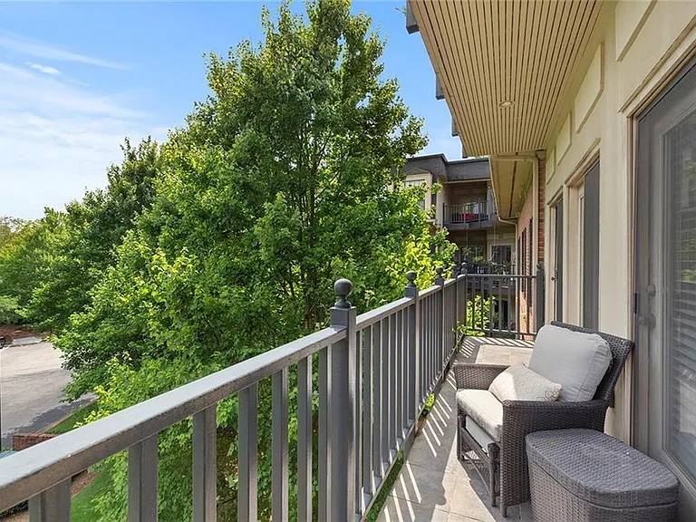 28317 Plantation Dr NE — Photo 44