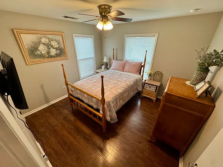 3242 Melinda Ln — Photo 15