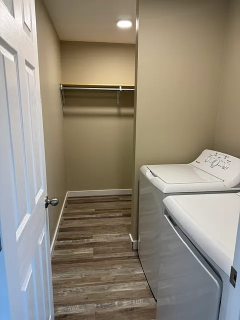 199 Mustang Drive APT # 702 - 1 — Photo 3
