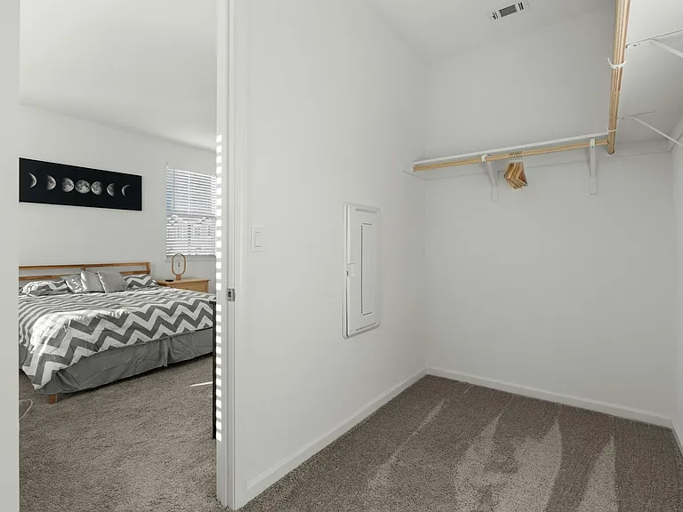 6429 Laguna Seca Ln — Photo 19