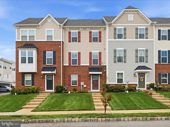 711 Quarry Point Rd, Malvern, PA 19355