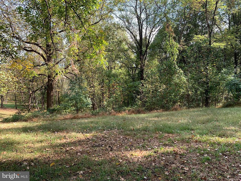 2nd image of Linganore Rd