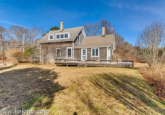 Menemsha cottage exterior