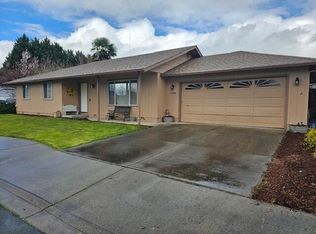 2248 SW Bridge St, Grants Pass, OR 97526