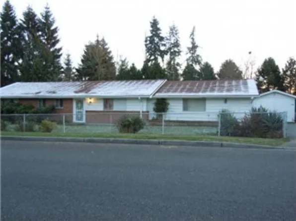 5406 240th St SW, Mountlake Terrace, WA 98043
