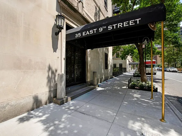 35 E 9th St APT 61, New York, NY 10003