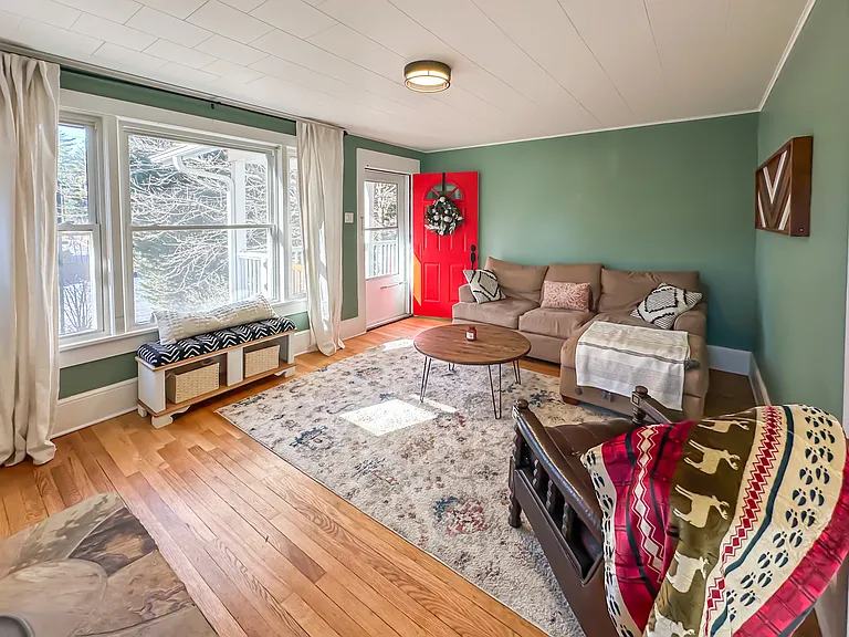 Living room (shared space)
