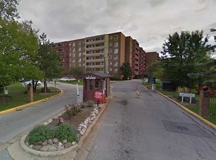100 Park Ave APT 706, Calumet City, IL 60409