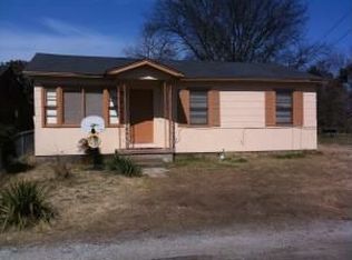 2307 4th Ave S, Columbus, MS 39701