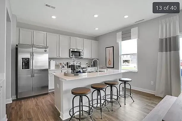1149 Sunderland Dr — Photo 23