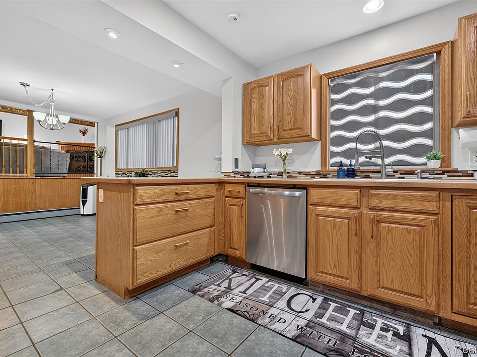 1155 Dolane Blvd, photo 21