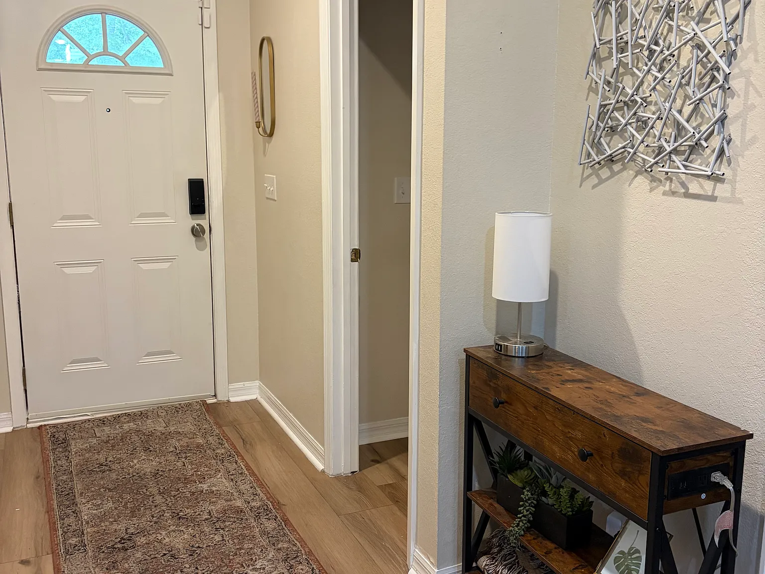 3 bed, 1486 sqft, $2,699 — Photo 4
