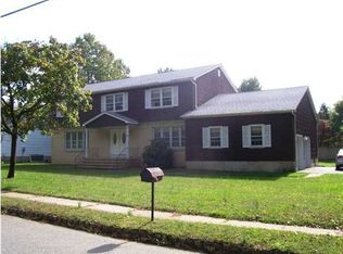 77 Gordons Corner Rd, Marlboro, NJ 07746