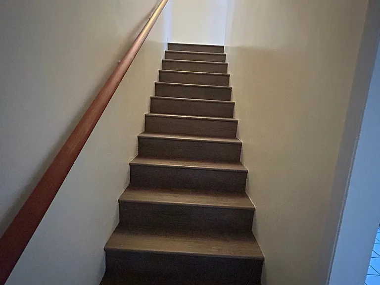 332 Twickenham Ave #1/2 — Photo 9